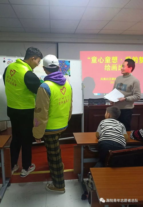 畫筆舞動暖銀齡 美院學(xué)子以藝術(shù)之光服務(wù)社區(qū)老人